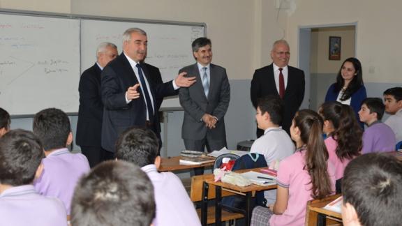 İl Milli Eğitim Müdürü Ahmet CENGİZ Fatih Ortaokulunu Ziyaret Etti