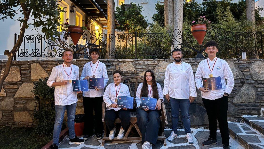 Gazi Mustafa Kemal Mesleki ve Teknik Anadolu Lisesi ''Uluslararası Gastrofest Bodrum'' Yarışmasına Damga Vurdu.